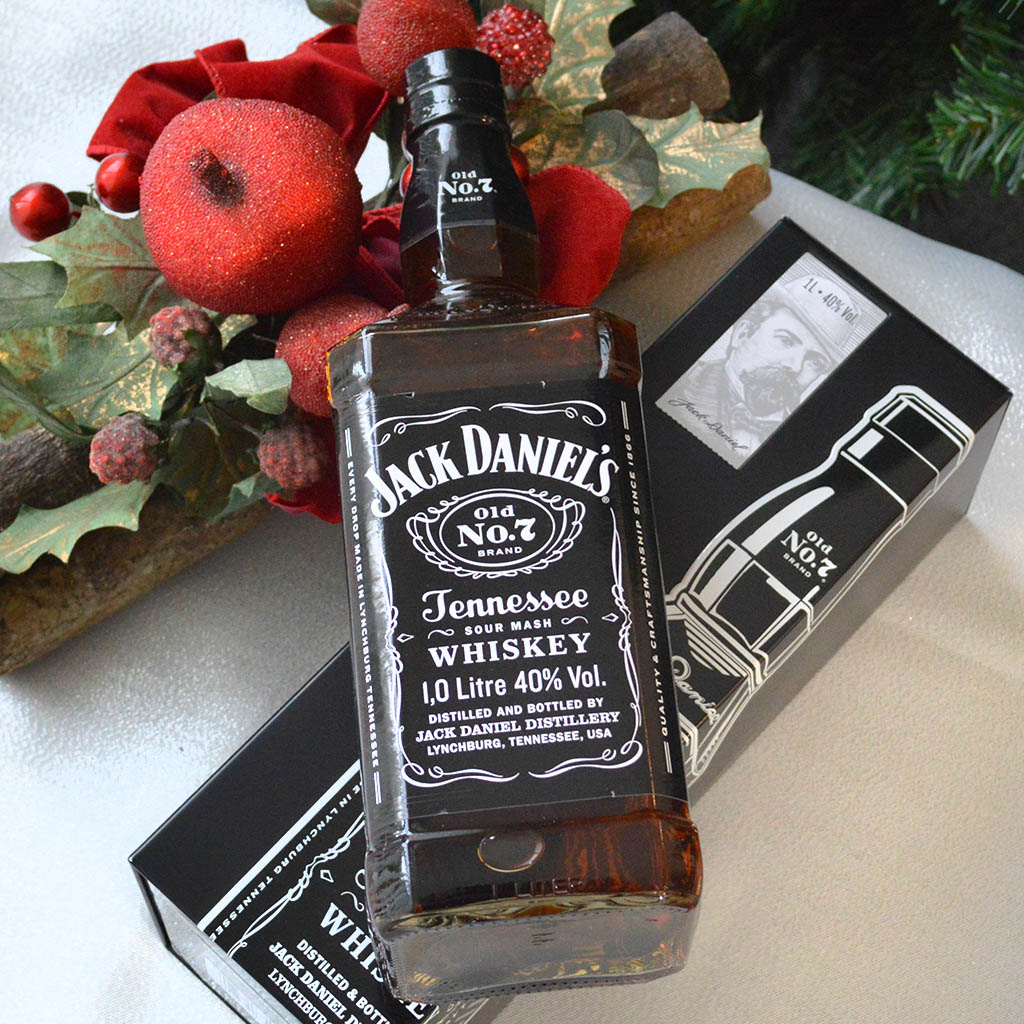 1 Litre Jack Daniels Old No. 7 With Personalised Presentation Tin